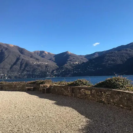 Carate 16 With Balcony & Lake View